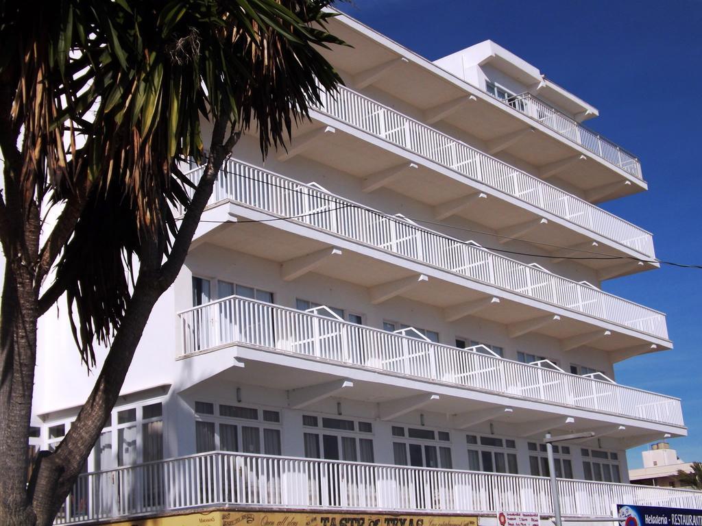 Hotel Goya Cala Millor  Exterior photo